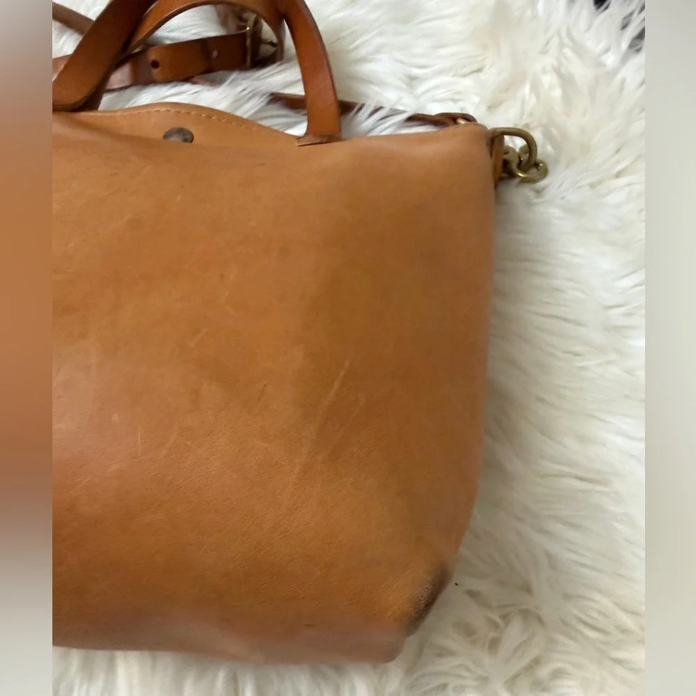 Elegant Brown Leather Tote Bag